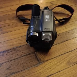 Jvc 120x digital HYPER ZOOM QUICK RESPONSE AF CAM CORDER